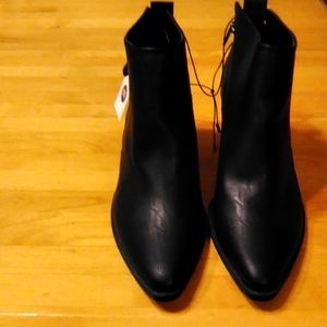 Universal Thread Black/Jayden Double Zip Ankle Bootie Size 11 with memory foam.